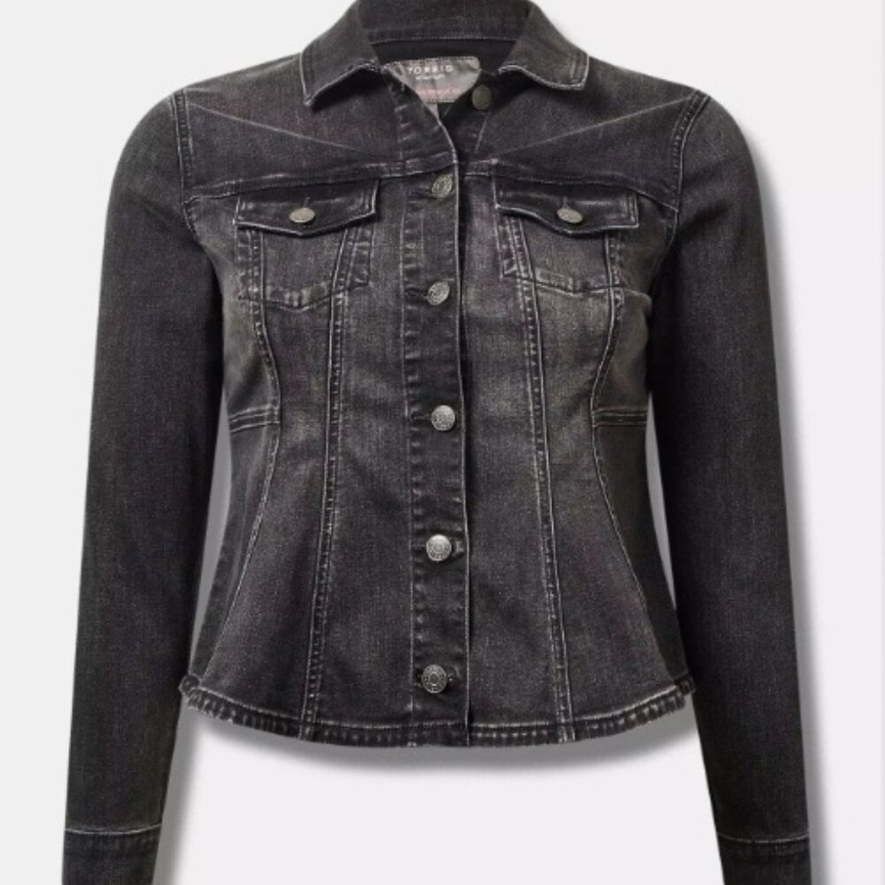 Plus Size Torrid Denim Fit And Flare Trucker Jacket Dark/Black Size 6 (30)